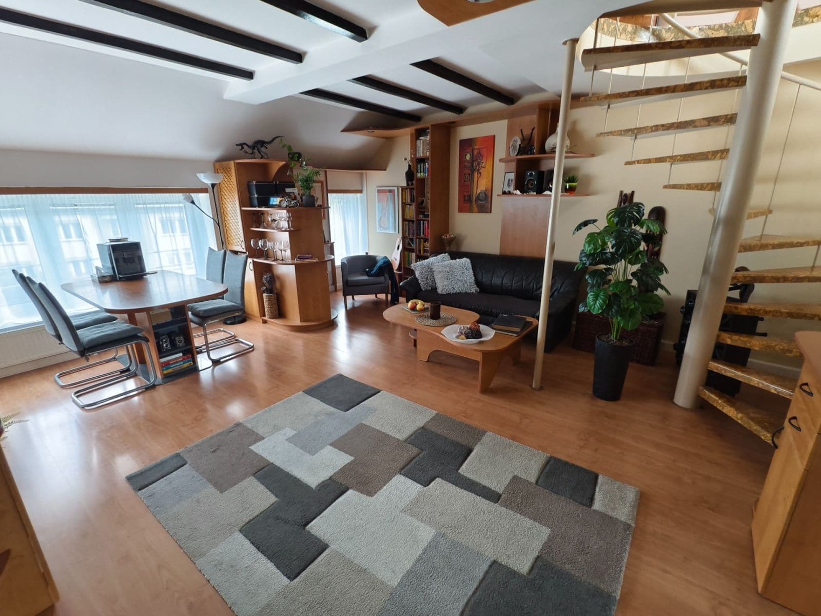 Predaj bytu 3-izbový 108 m², Husova, Náměšť nad Oslavou, Kraj Vysočina Predaj bytu 3-izbový 108 m², Husova, Náměšť nad Oslavou, Kraj Vysočina