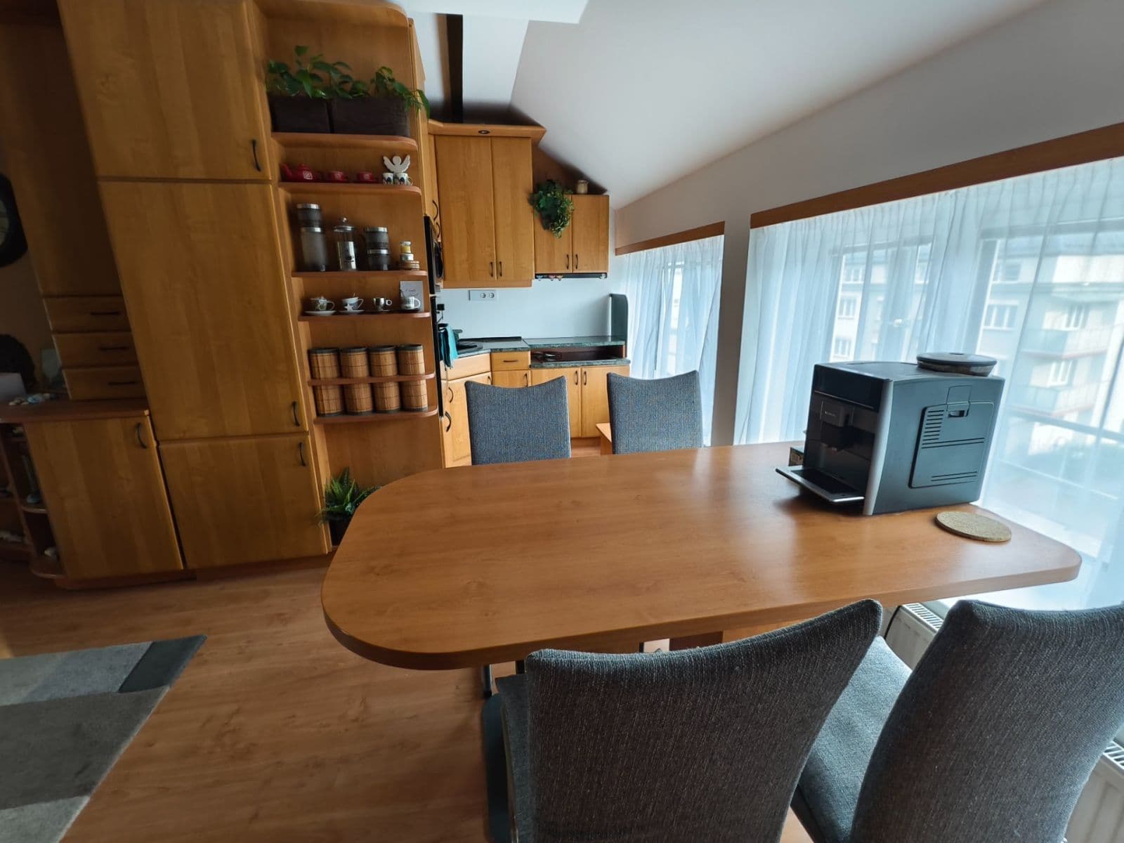 Predaj bytu 3-izbový 108 m², Husova, Náměšť nad Oslavou, Kraj Vysočina Predaj bytu 3-izbový 108 m², Husova, Náměšť nad Oslavou, Kraj Vysočina