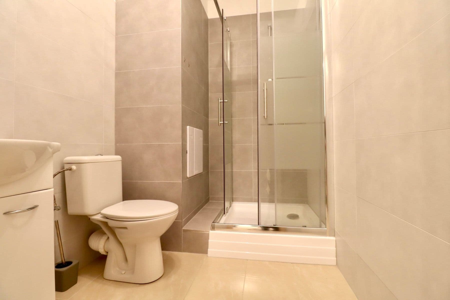 Prenájom bytu 1-izbový 27 m², Tachovská, Plzeň, Plzeňský kraj Prenájom bytu 1-izbový 27 m², Tachovská, Plzeň, Plzeňský kraj