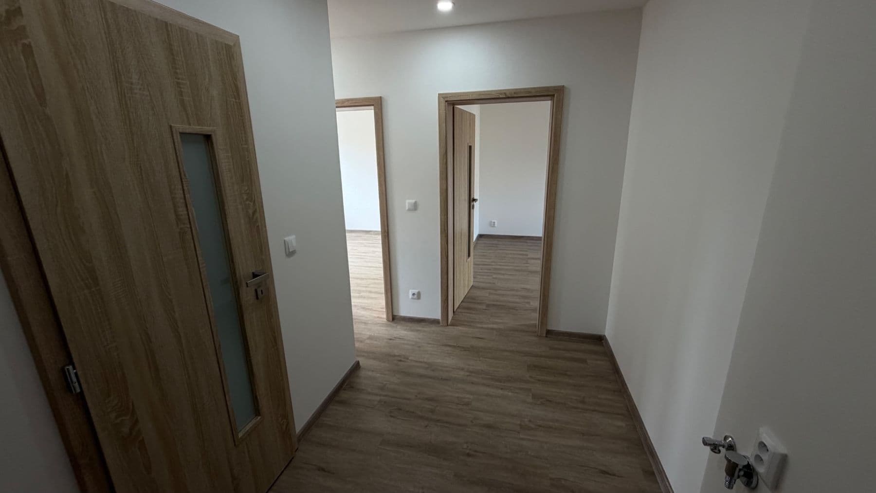 Prenájom bytu 2-izbový 51 m², Hutnická, Most, Ústecký kraj Prenájom bytu 2-izbový 51 m², Hutnická, Most, Ústecký kraj
