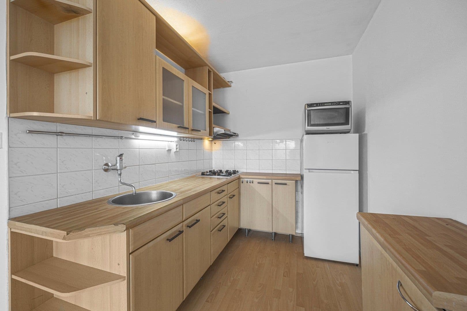 Prenájom bytu 2-izbový 44 m², Kunešova, Praha, Praha Prenájom bytu 2-izbový 44 m², Kunešova, Praha, Praha