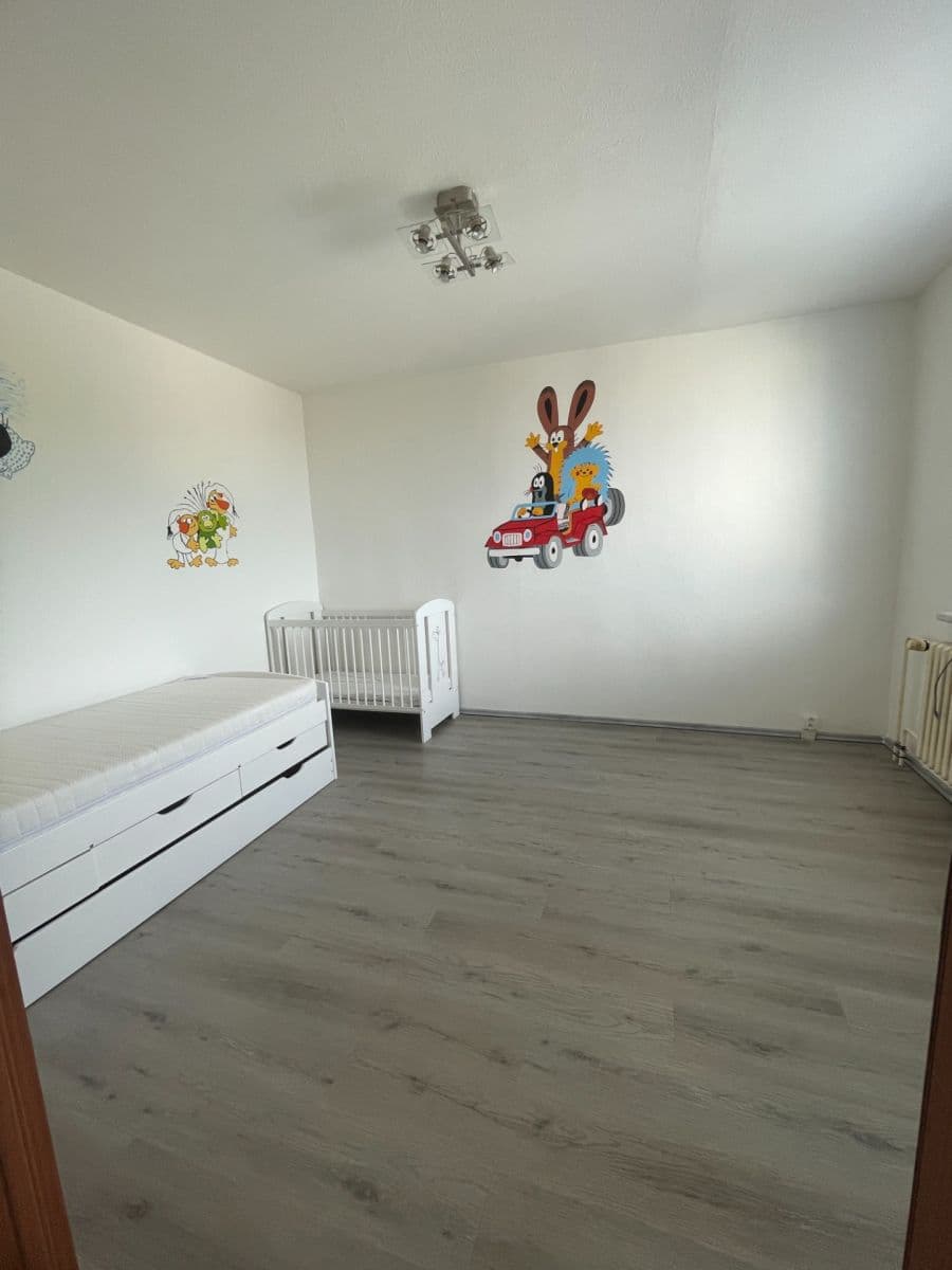 Prenájom bytu 3-izbový 75 m², Libušino údolí, Brno, Jihomoravský kraj Prenájom bytu 3-izbový 75 m², Libušino údolí, Brno, Jihomoravský kraj