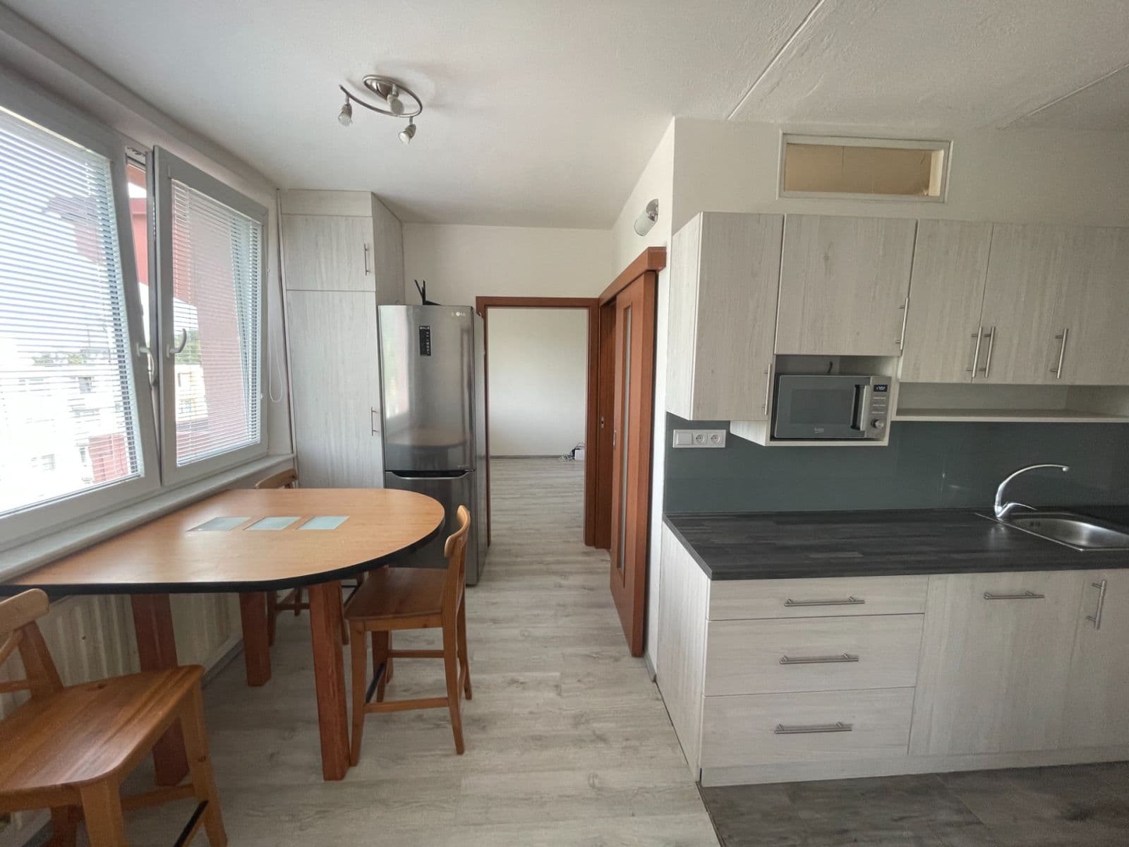 Prenájom bytu 3-izbový 75 m², Libušino údolí, Brno, Jihomoravský kraj Prenájom bytu 3-izbový 75 m², Libušino údolí, Brno, Jihomoravský kraj