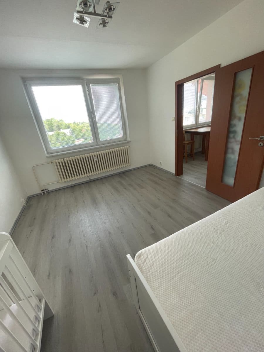 Prenájom bytu 3-izbový 75 m², Libušino údolí, Brno, Jihomoravský kraj Prenájom bytu 3-izbový 75 m², Libušino údolí, Brno, Jihomoravský kraj