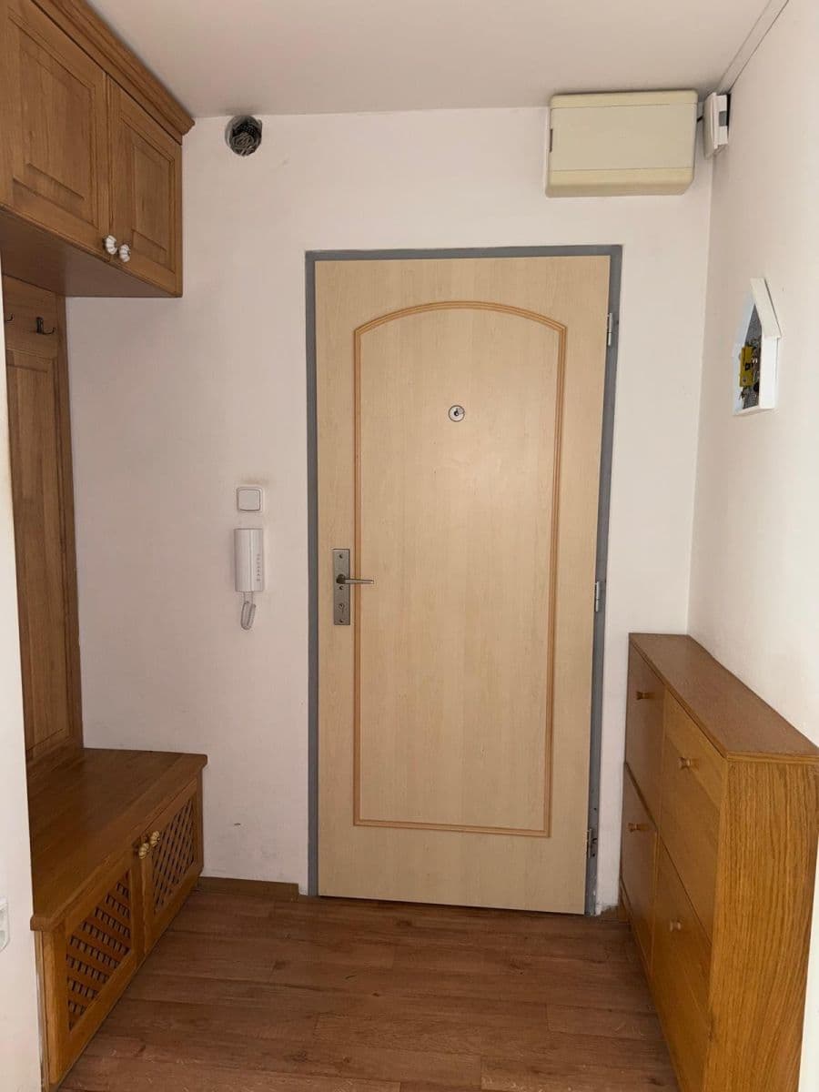 Predaj bytu 3-izbový 72 m², Gagarinova, Pardubice, Pardubický kraj Predaj bytu 3-izbový 72 m², Gagarinova, Pardubice, Pardubický kraj