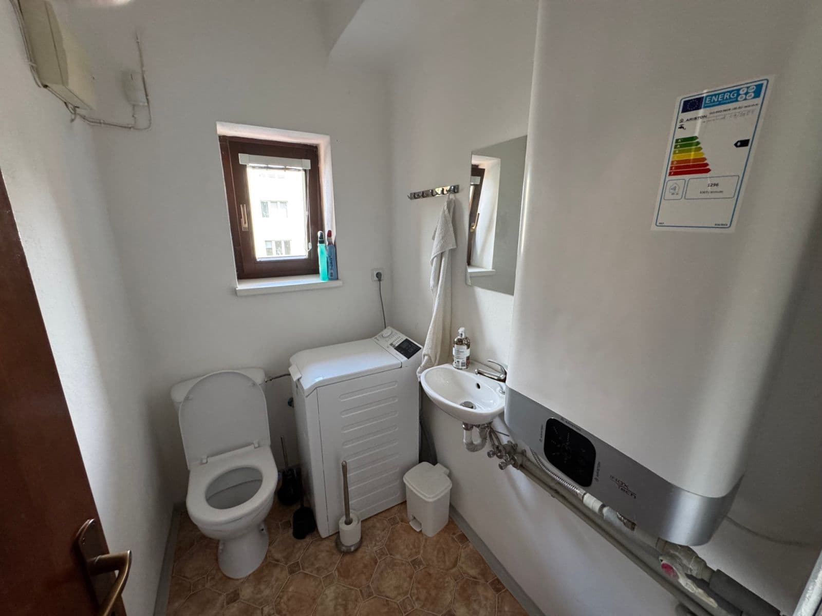 Prenájom bytu 4-izbový 128 m², Na sypčině, Praha, Praha Prenájom bytu 4-izbový 128 m², Na sypčině, Praha, Praha