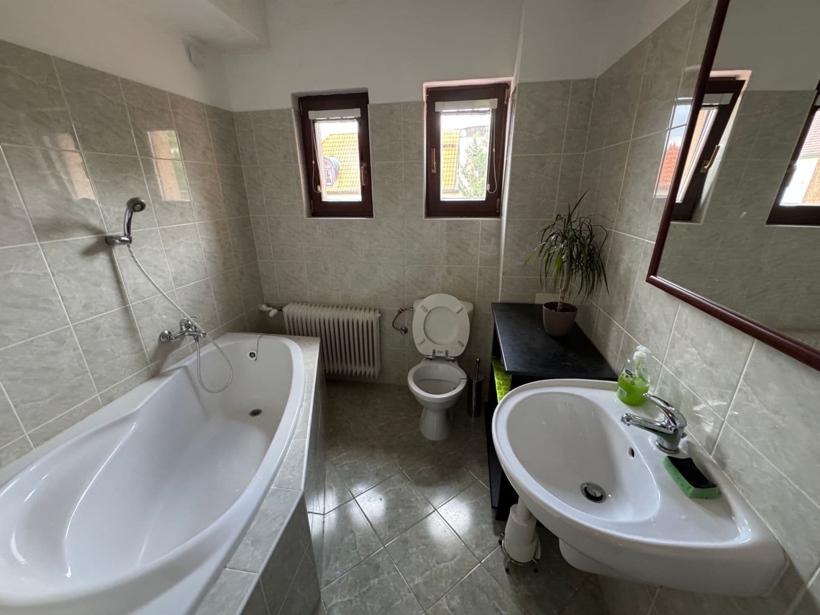Prenájom bytu 4-izbový 128 m², Na sypčině, Praha, Praha Prenájom bytu 4-izbový 128 m², Na sypčině, Praha, Praha