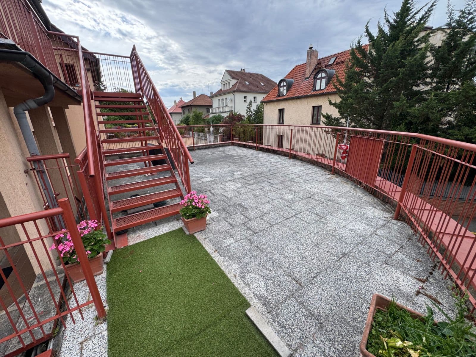 Prenájom bytu 4-izbový 128 m², Na sypčině, Praha, Praha Prenájom bytu 4-izbový 128 m², Na sypčině, Praha, Praha