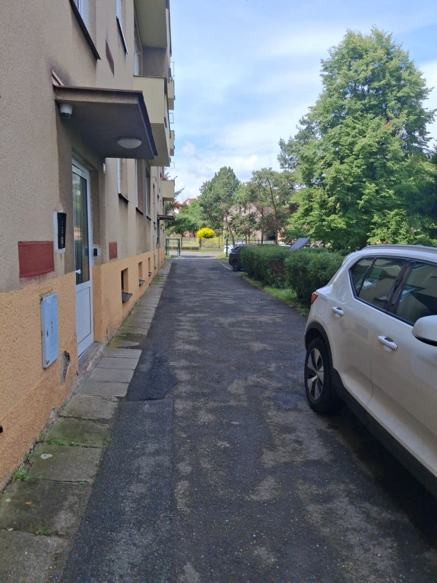 Predaj bytu 2-izbový 53 m², Jana Šťastného, Mníšek pod Brdy, Středočeský kraj Predaj bytu 2-izbový 53 m², Jana Šťastného, Mníšek pod Brdy, Středočeský kraj