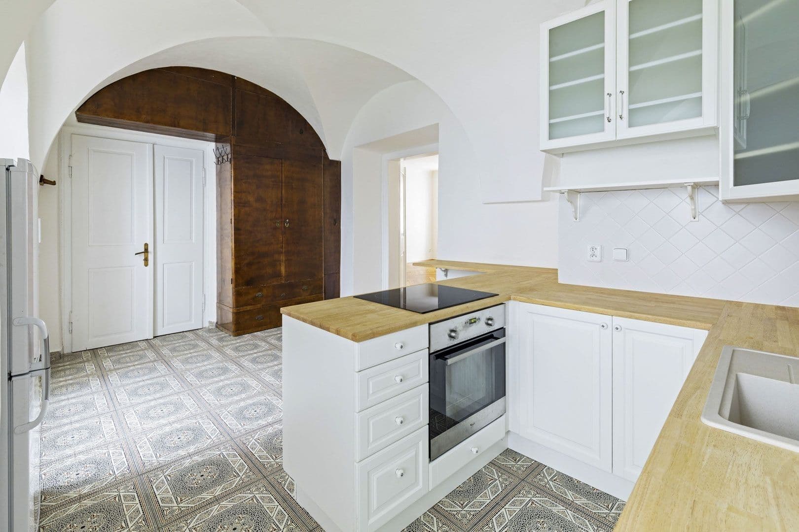 Prenájom bytu 3-izbový 104 m², Tržiště, Praha, Praha Prenájom bytu 3-izbový 104 m², Tržiště, Praha, Praha