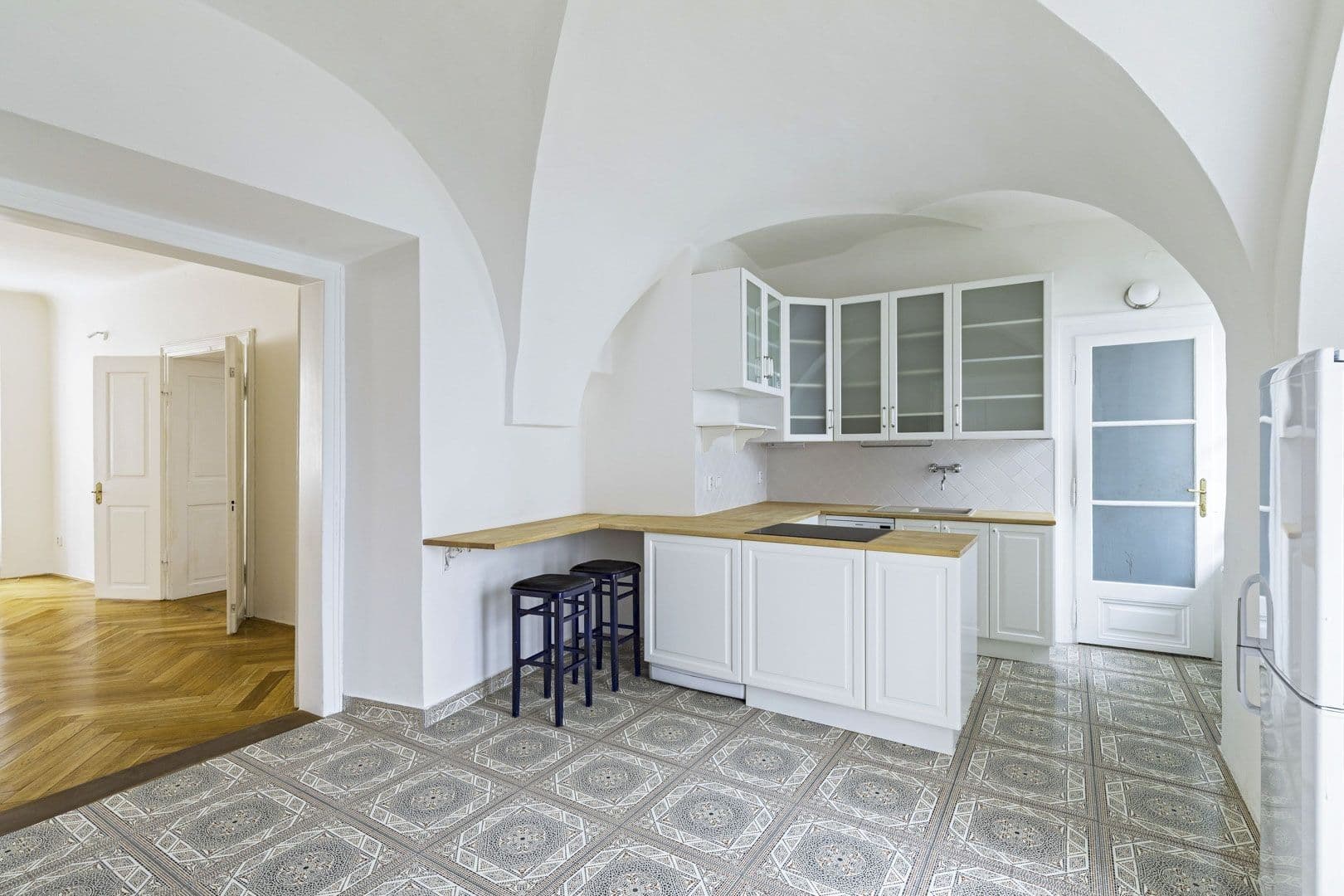 Prenájom bytu 3-izbový 104 m², Tržiště, Praha, Praha Prenájom bytu 3-izbový 104 m², Tržiště, Praha, Praha