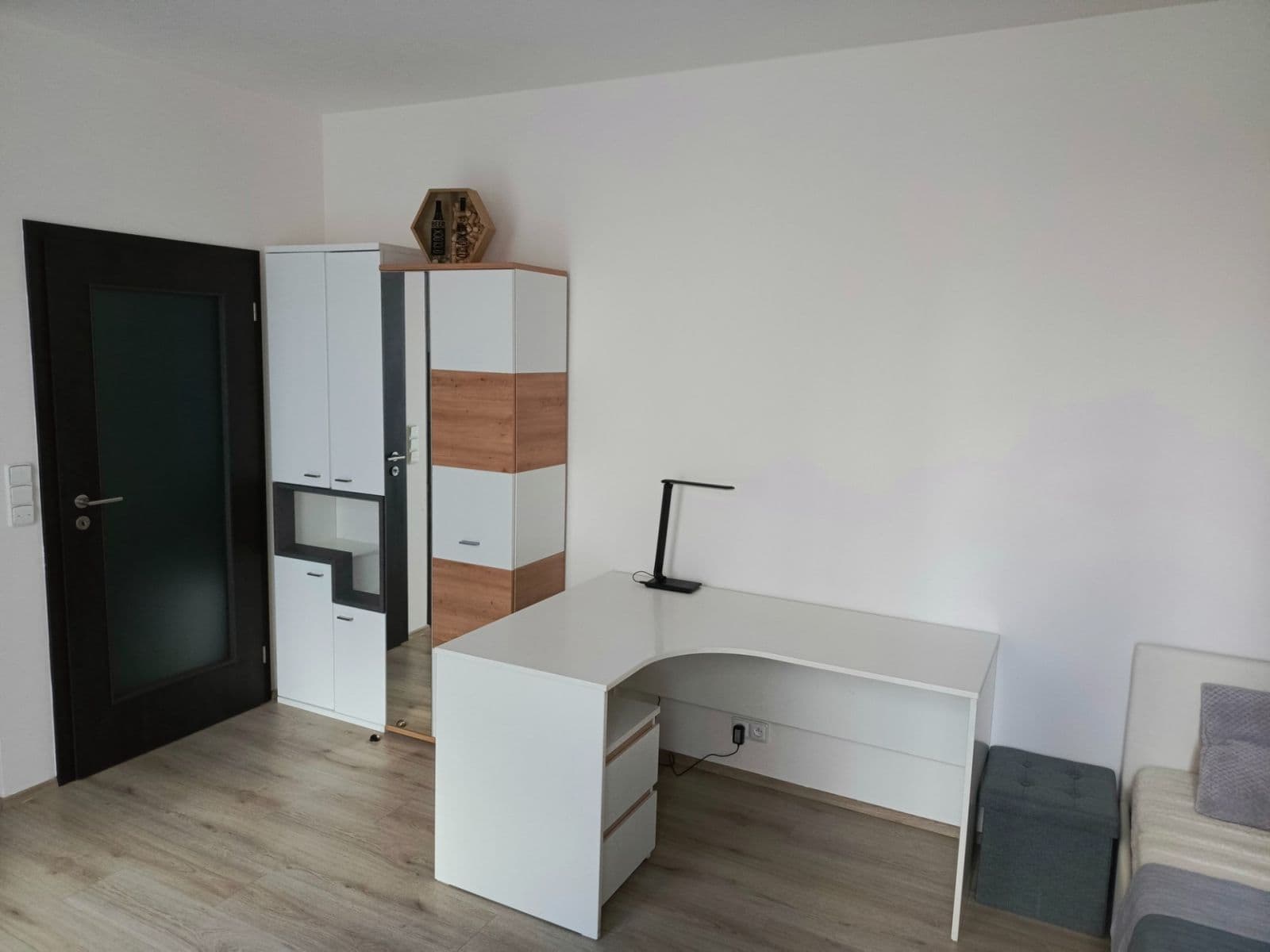 Prenájom bytu 1-izbový 32 m², Třebohostická, Praha, Praha Prenájom bytu 1-izbový 32 m², Třebohostická, Praha, Praha