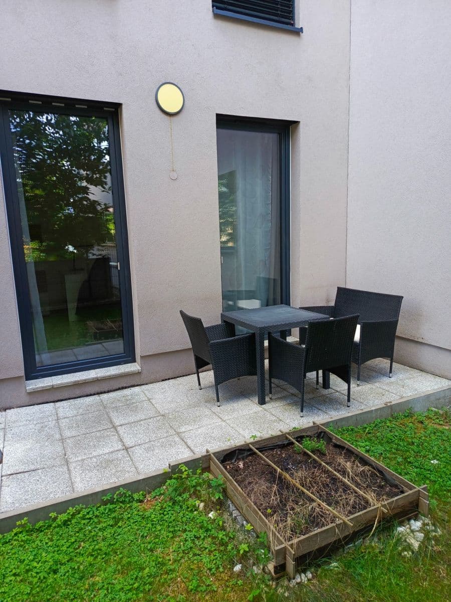 Prenájom bytu 1-izbový 32 m², Třebohostická, Praha, Praha Prenájom bytu 1-izbový 32 m², Třebohostická, Praha, Praha
