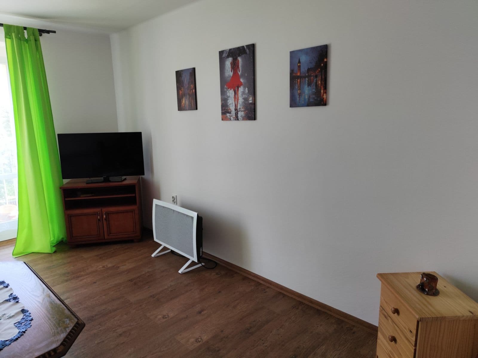 Prenájom bytu 2-izbový 54 m², Lhotecká, Mníšek pod Brdy, Středočeský kraj Prenájom bytu 2-izbový 54 m², Lhotecká, Mníšek pod Brdy, Středočeský kraj