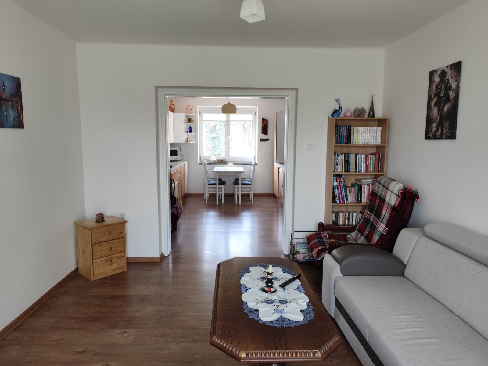 Prenájom bytu 2-izbový 54 m², Lhotecká, Mníšek pod Brdy, Středočeský kraj Prenájom bytu 2-izbový 54 m², Lhotecká, Mníšek pod Brdy, Středočeský kraj