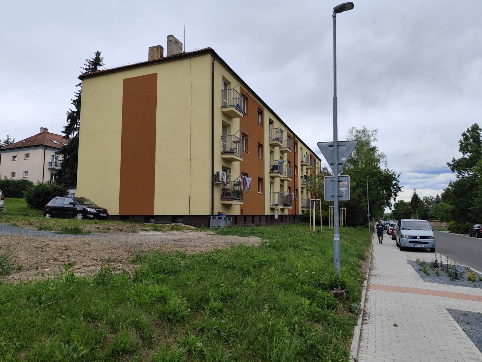 Prenájom bytu 2-izbový 54 m², Lhotecká, Mníšek pod Brdy, Středočeský kraj Prenájom bytu 2-izbový 54 m², Lhotecká, Mníšek pod Brdy, Středočeský kraj