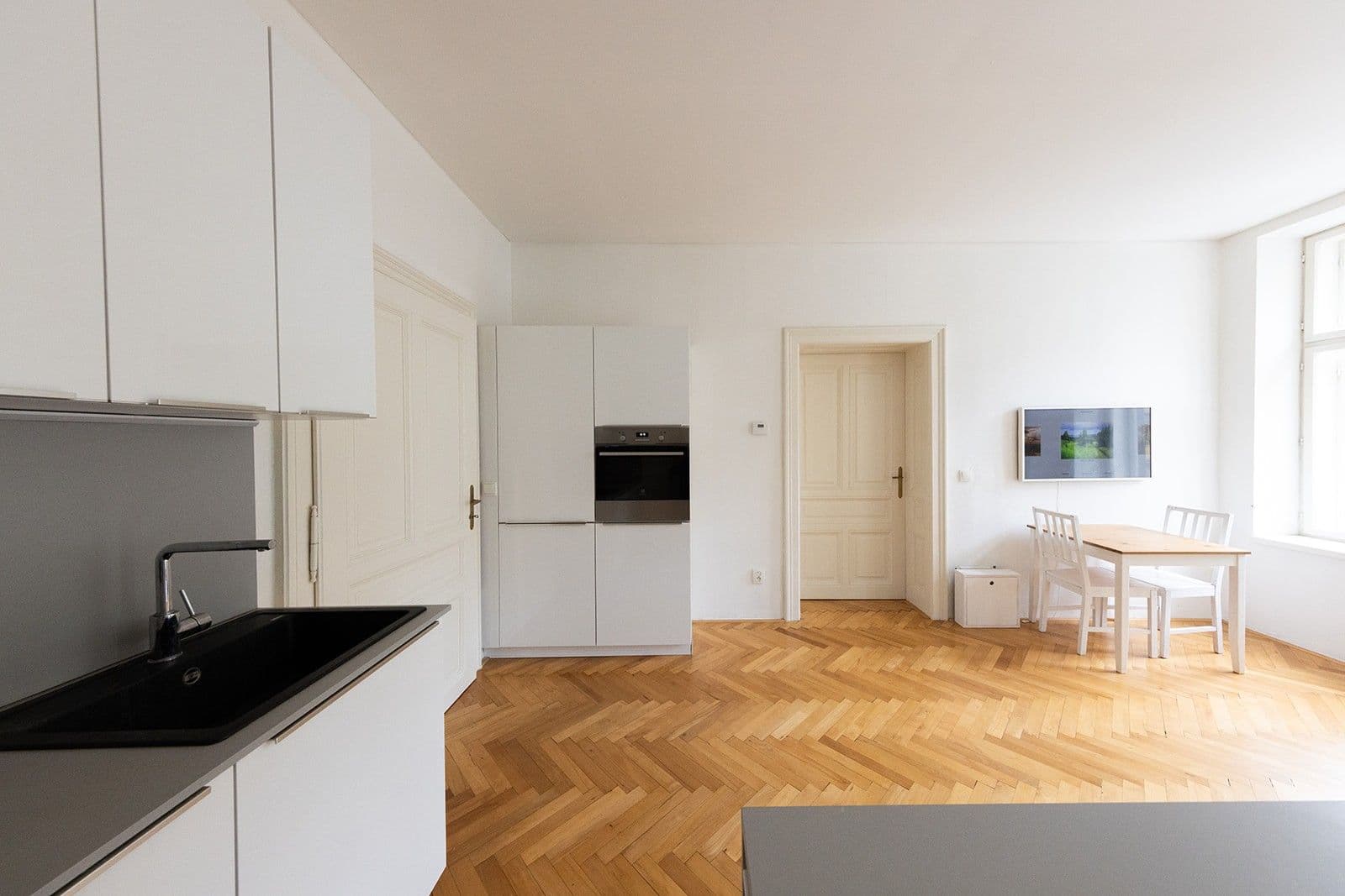 Prenájom bytu 3-izbový 58 m², Koželužská, Olomouc, Olomoucký kraj Prenájom bytu 3-izbový 58 m², Koželužská, Olomouc, Olomoucký kraj