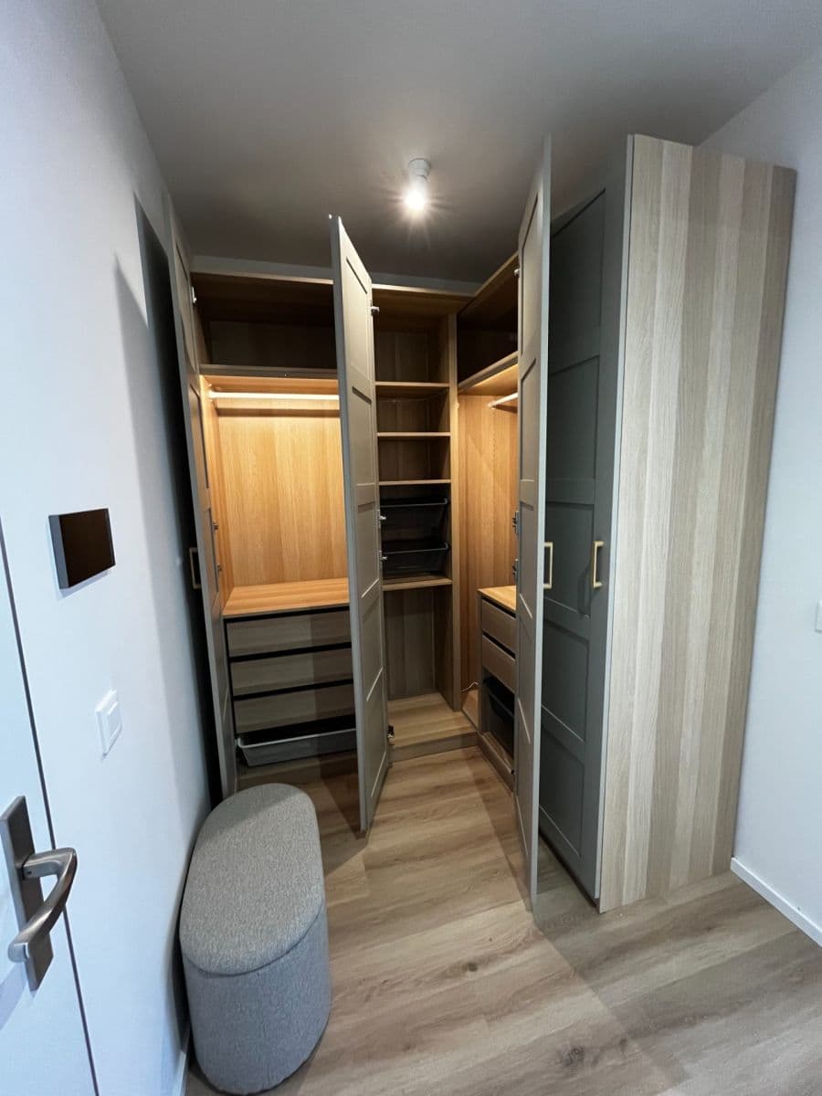 Prenájom bytu 1-izbový 35 m², Waltariho, Praha, Praha Prenájom bytu 1-izbový 35 m², Waltariho, Praha, Praha