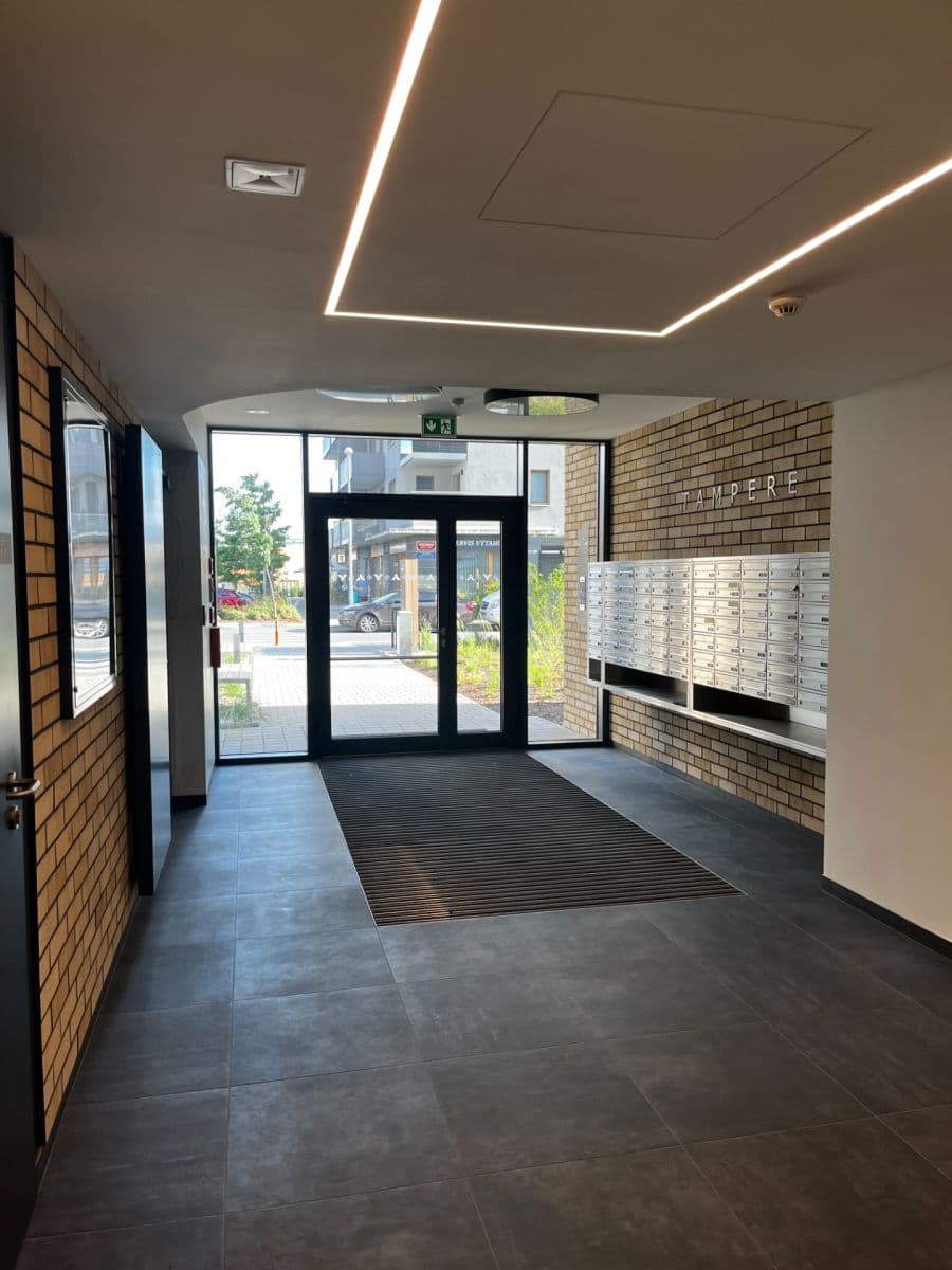 Prenájom bytu 1-izbový 35 m², Waltariho, Praha, Praha Prenájom bytu 1-izbový 35 m², Waltariho, Praha, Praha