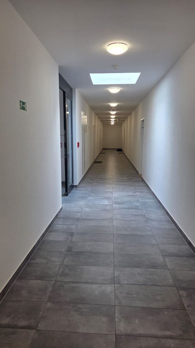 Prenájom bytu 2-izbový 47 m², Oty Bubeníčka, Praha, Praha Prenájom bytu 2-izbový 47 m², Oty Bubeníčka, Praha, Praha