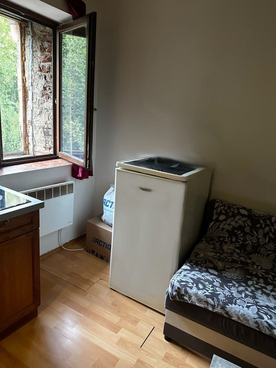 Prenájom bytu 1-izbový 17 m², V Koutě, Písek, Jihočeský kraj Prenájom bytu 1-izbový 17 m², V Koutě, Písek, Jihočeský kraj