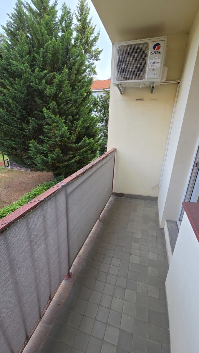 Prenájom bytu 2-izbový 72 m², náměstí Hrdinů, Praha, Praha Prenájom bytu 2-izbový 72 m², náměstí Hrdinů, Praha, Praha