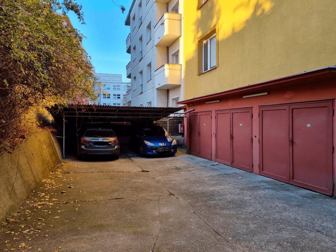 Prenájom bytu 2-izbový 72 m², náměstí Hrdinů, Praha, Praha Prenájom bytu 2-izbový 72 m², náměstí Hrdinů, Praha, Praha
