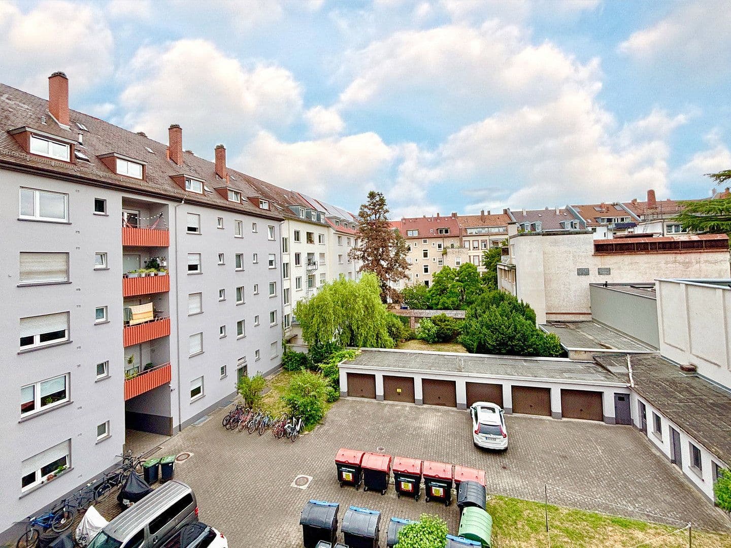 Prenájom bytu 2-izbový 65 m², Bernhardstraße 21, Karlsruhe, Bádensko-Wurttembersko Prenájom bytu 2-izbový 65 m², Bernhardstraße 21, Karlsruhe, Bádensko-Wurttembersko