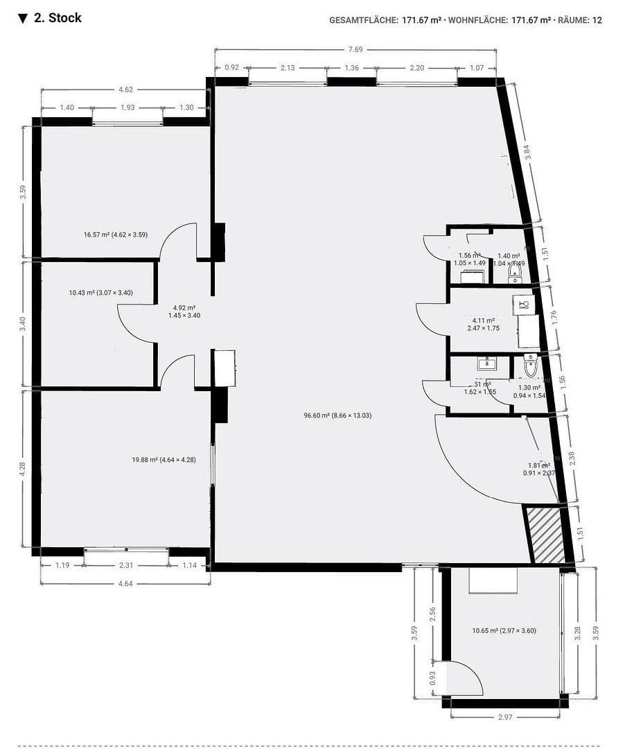 Prenájom bytu 5-izbový 165 m², Marienstr. 4, Neustrelitz, Meklenbursko-Predpomoransko Prenájom bytu 5-izbový 165 m², Marienstr. 4, Neustrelitz, Meklenbursko-Predpomoransko