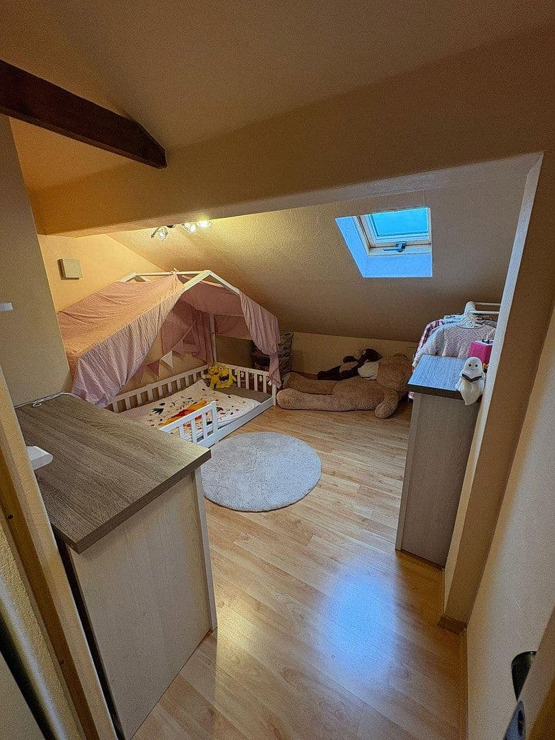 Prenájom bytu 3-izbový 71 m², Hainstraße 14, Bad Endbach, Hesensko Prenájom bytu 3-izbový 71 m², Hainstraße 14, Bad Endbach, Hesensko