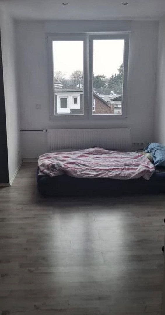 Prenájom bytu 1-izbový 30 m², Bahnstr. 87, Remscheid, Severné Porýnie - Westfálsko Prenájom bytu 1-izbový 30 m², Bahnstr. 87, Remscheid, Severné Porýnie - Westfálsko