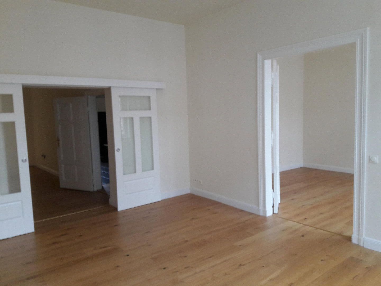 Predaj domu 385 m², pozemok 186 m², Hauptstraße 40, Brandenburg an der Havel, Brandenbursko Predaj domu 385 m², pozemok 186 m², Hauptstraße 40, Brandenburg an der Havel, Brandenbursko