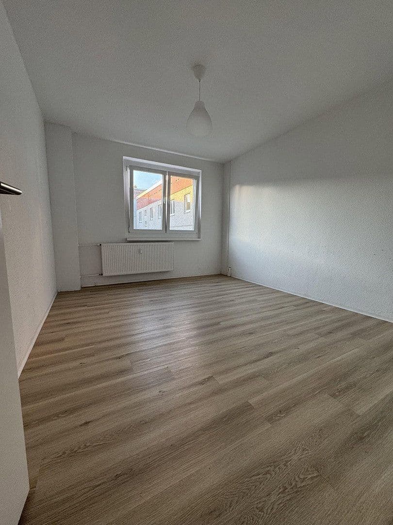 Prenájom bytu 3-izbový 62 m², Marktstraße 7, Pasewalk, Meklenbursko-Predpomoransko Prenájom bytu 3-izbový 62 m², Marktstraße 7, Pasewalk, Meklenbursko-Predpomoransko
