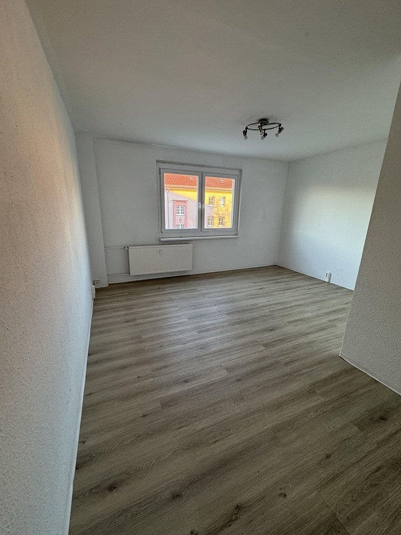 Prenájom bytu 3-izbový 62 m², Marktstraße 7, Pasewalk, Meklenbursko-Predpomoransko Prenájom bytu 3-izbový 62 m², Marktstraße 7, Pasewalk, Meklenbursko-Predpomoransko
