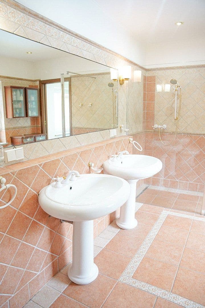 Predaj domu 175 m², pozemok 930 m², Popelkaring 79, 8045 Graz, AT, Graz, Štajersko Predaj domu 175 m², pozemok 930 m², Popelkaring 79, 8045 Graz, AT, Graz, Štajersko