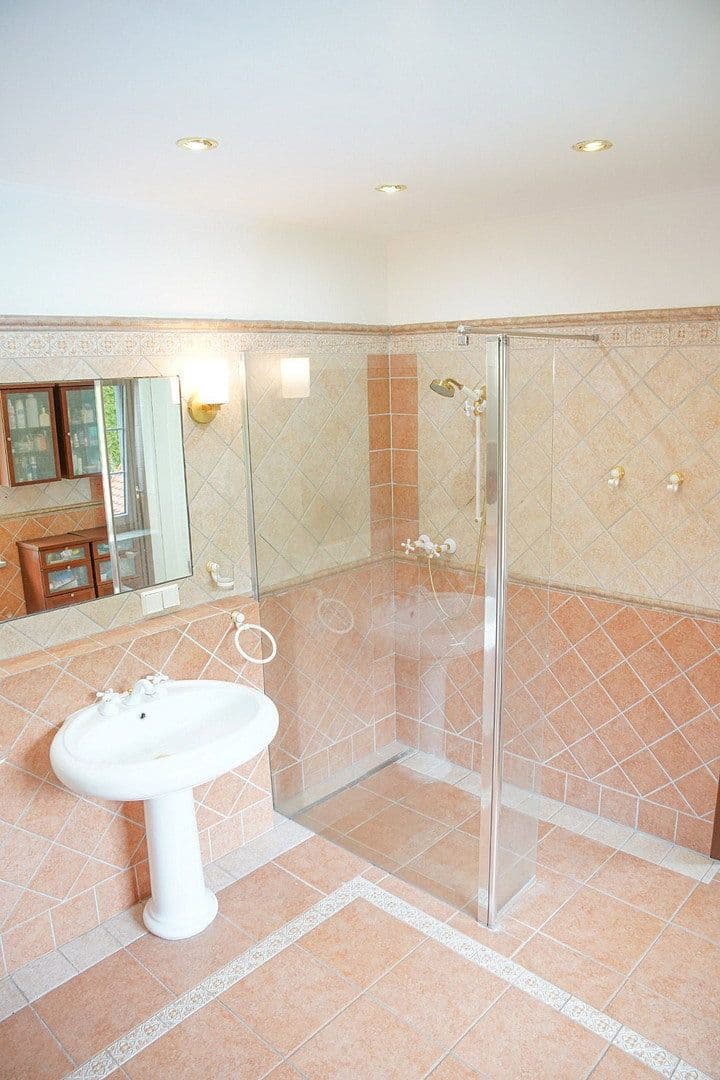Predaj domu 175 m², pozemok 930 m², Popelkaring 79, 8045 Graz, AT, Graz, Štajersko Predaj domu 175 m², pozemok 930 m², Popelkaring 79, 8045 Graz, AT, Graz, Štajersko