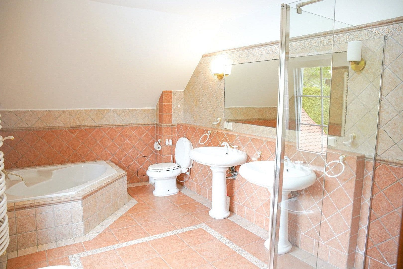 Predaj domu 175 m², pozemok 930 m², Popelkaring 79, 8045 Graz, AT, Graz, Štajersko Predaj domu 175 m², pozemok 930 m², Popelkaring 79, 8045 Graz, AT, Graz, Štajersko