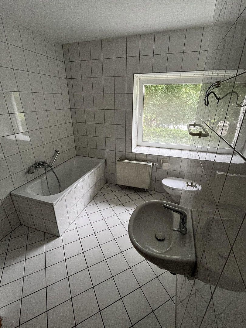 Prenájom bytu 2-izbový 40 m², Wasserschlossweg 1, Chemnitz, Sasko Prenájom bytu 2-izbový 40 m², Wasserschlossweg 1, Chemnitz, Sasko