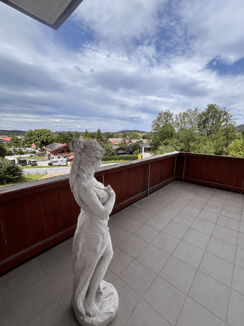 Prenájom bytu 3-izbový 95 m², Frasdorferstrasse 4, Aschau, Bavorsko Prenájom bytu 3-izbový 95 m², Frasdorferstrasse 4, Aschau, Bavorsko