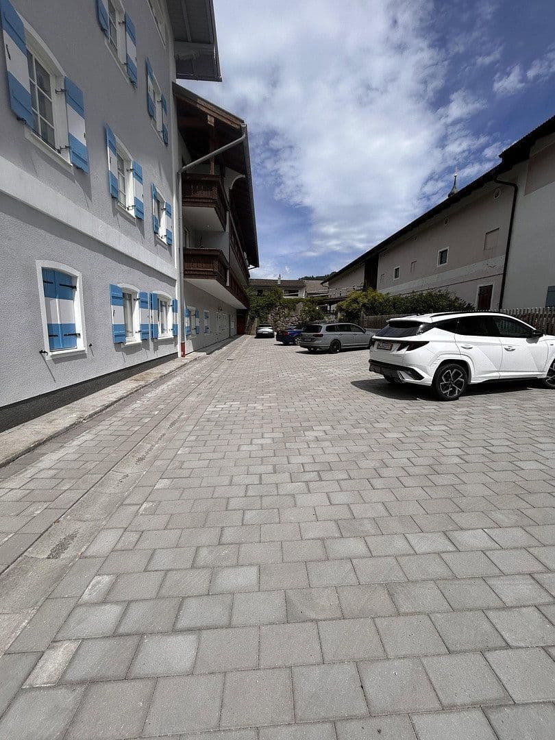 Prenájom bytu 3-izbový 95 m², Frasdorferstrasse 4, Aschau, Bavorsko Prenájom bytu 3-izbový 95 m², Frasdorferstrasse 4, Aschau, Bavorsko