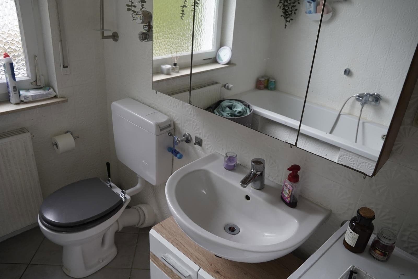 Prenájom bytu 4-izbový 90 m², Stappenbeckweg 2, Bad Sooden-Allendorf, Hesensko Prenájom bytu 4-izbový 90 m², Stappenbeckweg 2, Bad Sooden-Allendorf, Hesensko