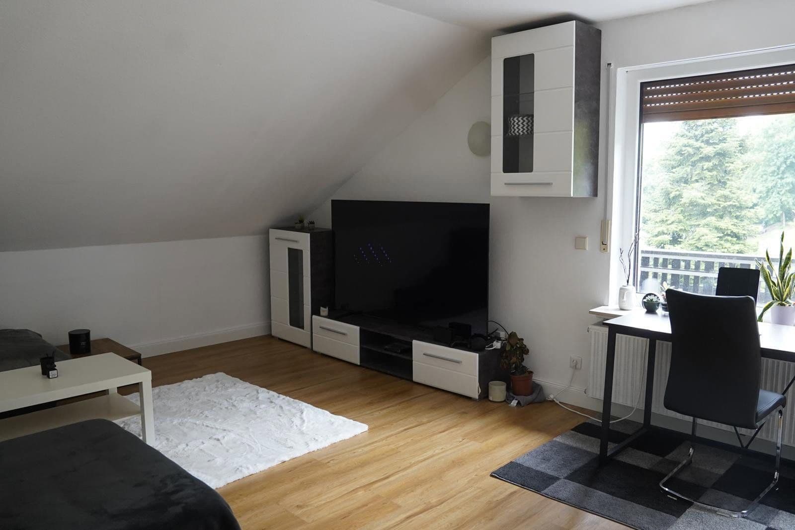 Prenájom bytu 4-izbový 90 m², Stappenbeckweg 2, Bad Sooden-Allendorf, Hesensko Prenájom bytu 4-izbový 90 m², Stappenbeckweg 2, Bad Sooden-Allendorf, Hesensko