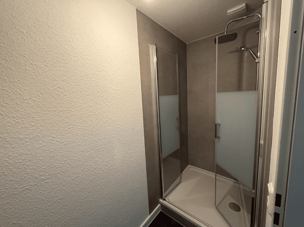 Prenájom bytu 3-izbový 70 m², Kreyenstr. 101, Oldenburg, Dolné Sasko Prenájom bytu 3-izbový 70 m², Kreyenstr. 101, Oldenburg, Dolné Sasko