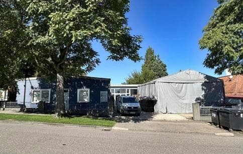 Prenájom nebytového priestoru 1.000 m², Heilbronn, Bádensko-Wurttembersko Prenájom nebytového priestoru 1.000 m², Heilbronn, Bádensko-Wurttembersko