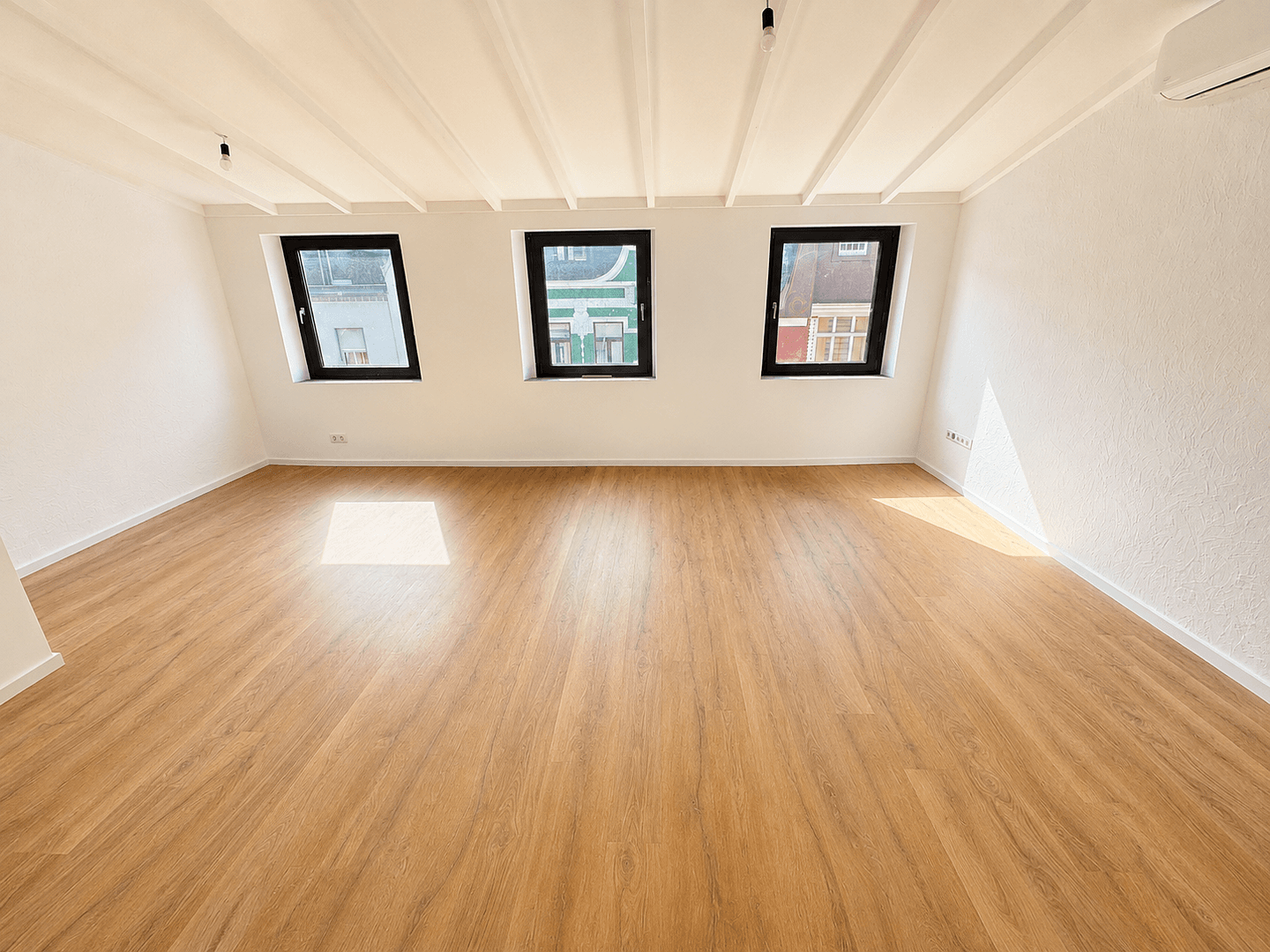 Prenájom bytu 2-izbový 49 m², Düren, Severné Porýnie - Westfálsko Prenájom bytu 2-izbový 49 m², Düren, Severné Porýnie - Westfálsko