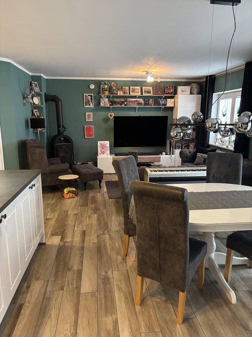 Predaj domu 127 m², pozemok 668 m², Tettenweis, Bavorsko Predaj domu 127 m², pozemok 668 m², Tettenweis, Bavorsko