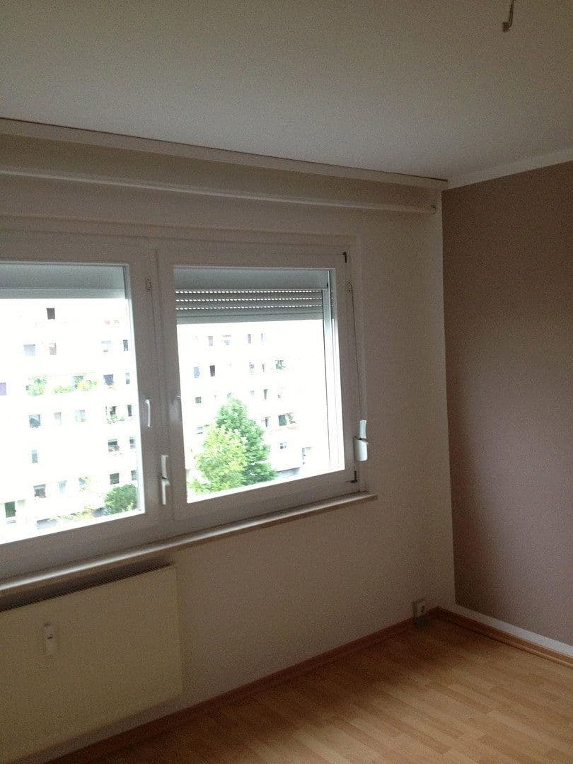 Prenájom bytu 3-izbový 65 m², DRESDEN, Sasko Prenájom bytu 3-izbový 65 m², DRESDEN, Sasko