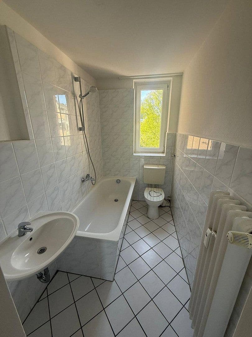Prenájom bytu 1-izbový 43 m², Neuendorfer Str. 99, Berlin, Berlín Prenájom bytu 1-izbový 43 m², Neuendorfer Str. 99, Berlin, Berlín