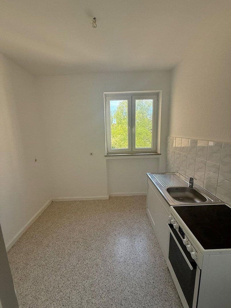 Prenájom bytu 1-izbový 43 m², Neuendorfer Str. 99, Berlin, Berlín Prenájom bytu 1-izbový 43 m², Neuendorfer Str. 99, Berlin, Berlín