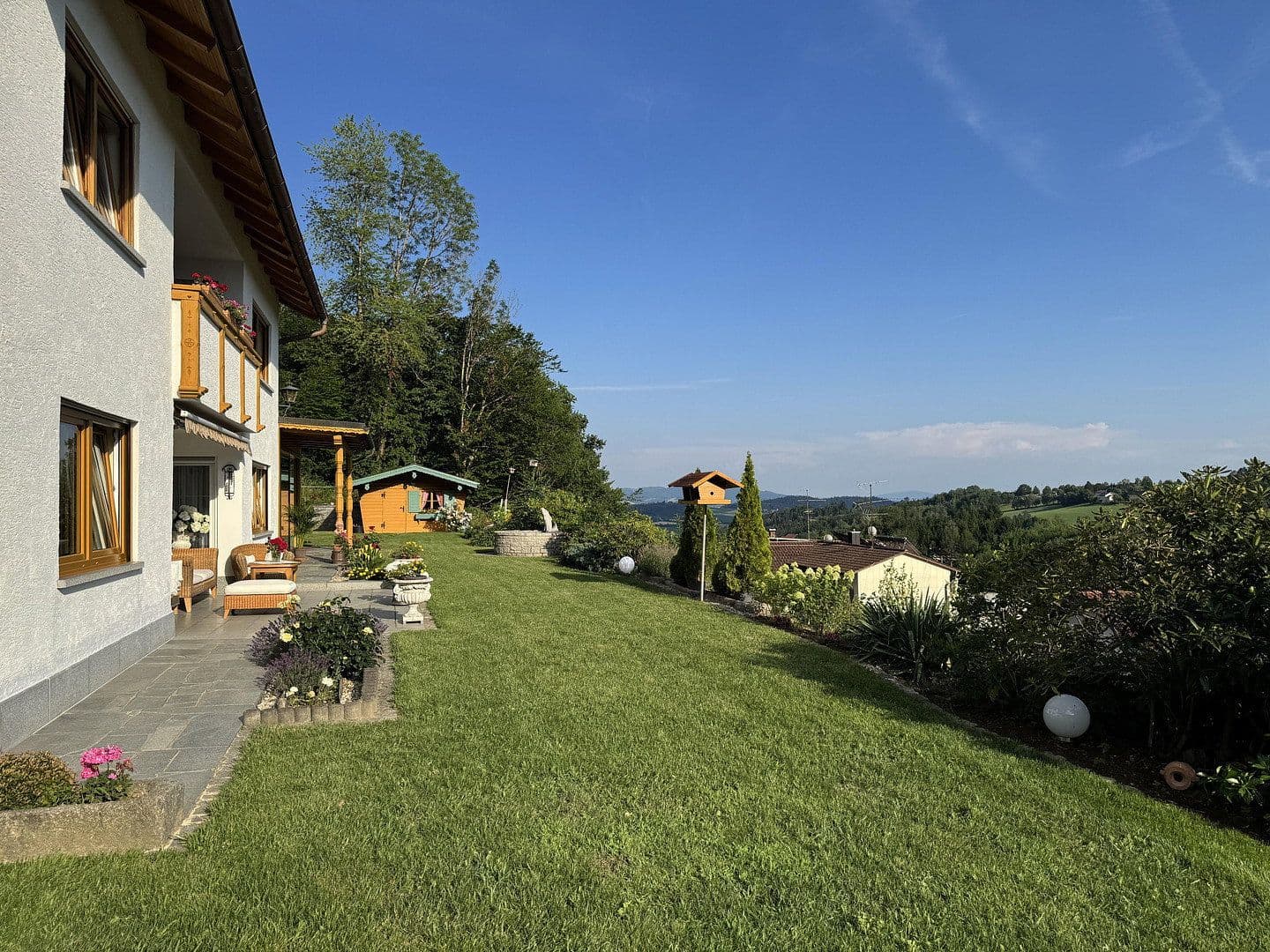 Predaj domu 335 m², pozemok 12.834 m², Waldbrunn, Bavorsko Predaj domu 335 m², pozemok 12.834 m², Waldbrunn, Bavorsko